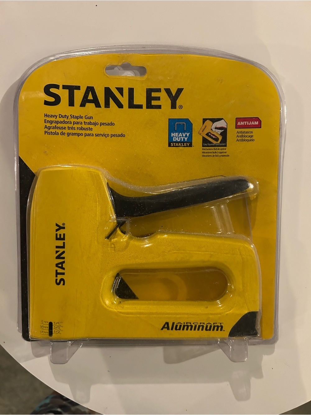 Stanley heavy duty staple packaging